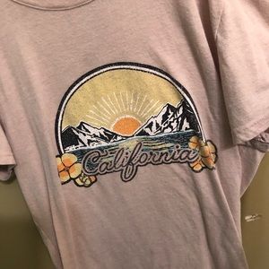 California Aeropostale t-shirt